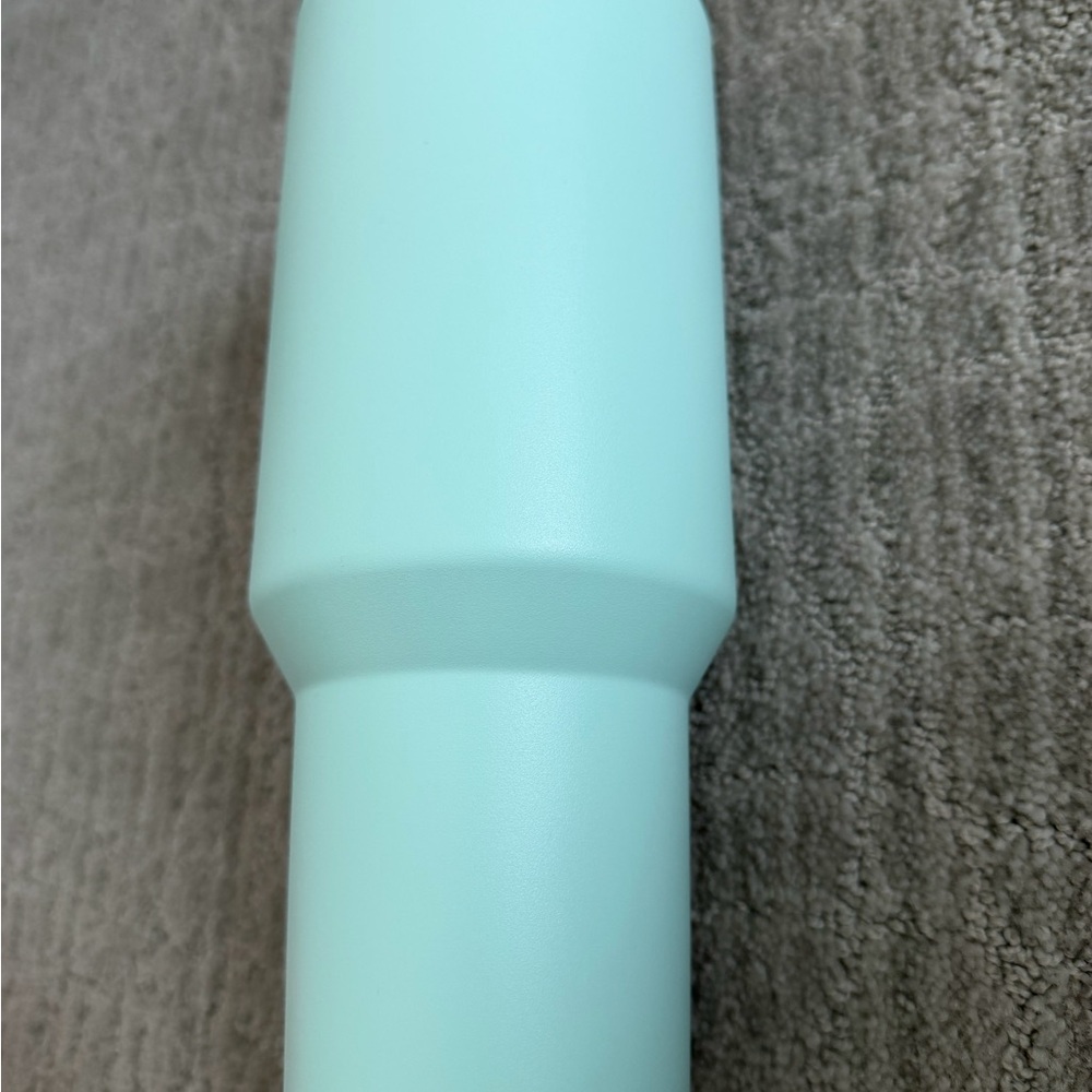 Stanley Mint Green 40oz Quencher - Picture 5 of 7